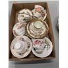 Image 1 : Tea cups and sauce
