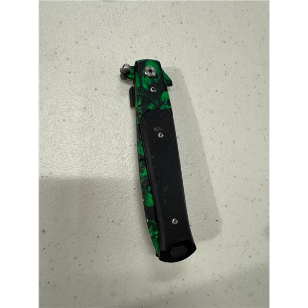 Folding pocket knife