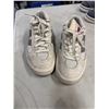 Image 1 : New balance shoes, size 5