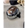 Image 1 : Silver helmet size not shown