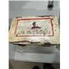 Image 2 : Sewing tin