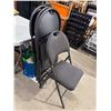 Image 1 : 4 folding chairs