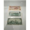 Image 2 : Canada$1 and $2 bills