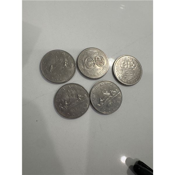 5 Canada $1 coins
