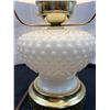 Image 2 : Milk Glass Table Lamp
