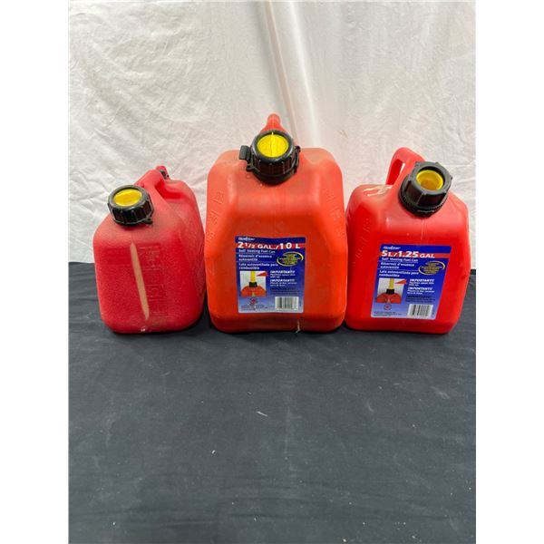3 Jerry Cans