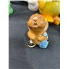 Image 3 : Assorted Easter Decor