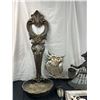 Image 6 : Assorted Garden Decorations