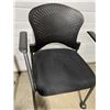 Image 3 : 2 Office Chairs On Wheels