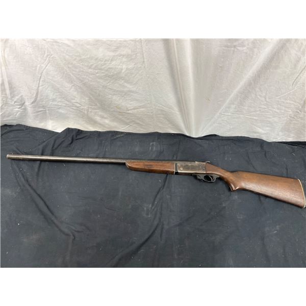 CIL Model 402 12 Gauge Shotgun