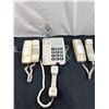 Image 2 : 3 Push Button Telephones
