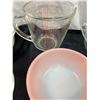 Image 3 : Assorted Pyrex, Corningware, Fire King & Anchor Dishes