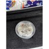 Image 6 : 2 NHL All-Stars 2002 Stamp & Medallion Sets