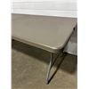 Image 2 : Grey 6' Folding Table