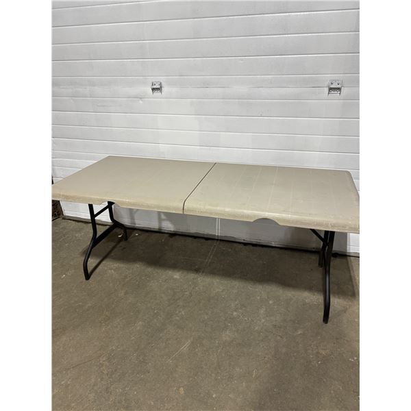 Folding Table