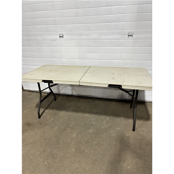 6' Folding Table