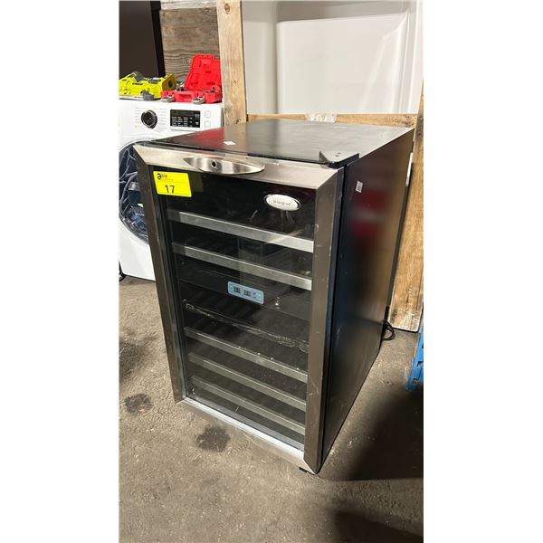 WHIRLPOOL WWC287BLS-1 BLACK 6 SHELF TEMPERATURE CONTROLLED WINE FRIDGE