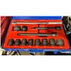 Image 2 : POWERFIST 13PCS 3/4" DRIVE SAE HEAVY DUTY SOCKET SET IN METAL TRANSPORT CASE