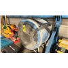 Image 2 : SUREFLAME 22" BLUE INDUSTRIAL ELECTRIC FRESH AIR FAN