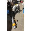 Image 2 : STIHL BR 700 COMMERCIAL GAS POWERED BACK PACK LEAF BLOWER