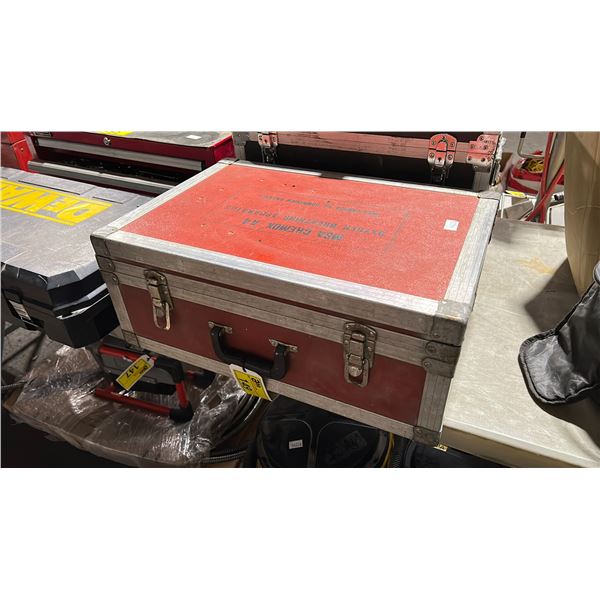 KING CANADA 8363 JAMB & UNDERCUT SAW WITH 170MM BLADES & A HARD TRANSPORT CASE