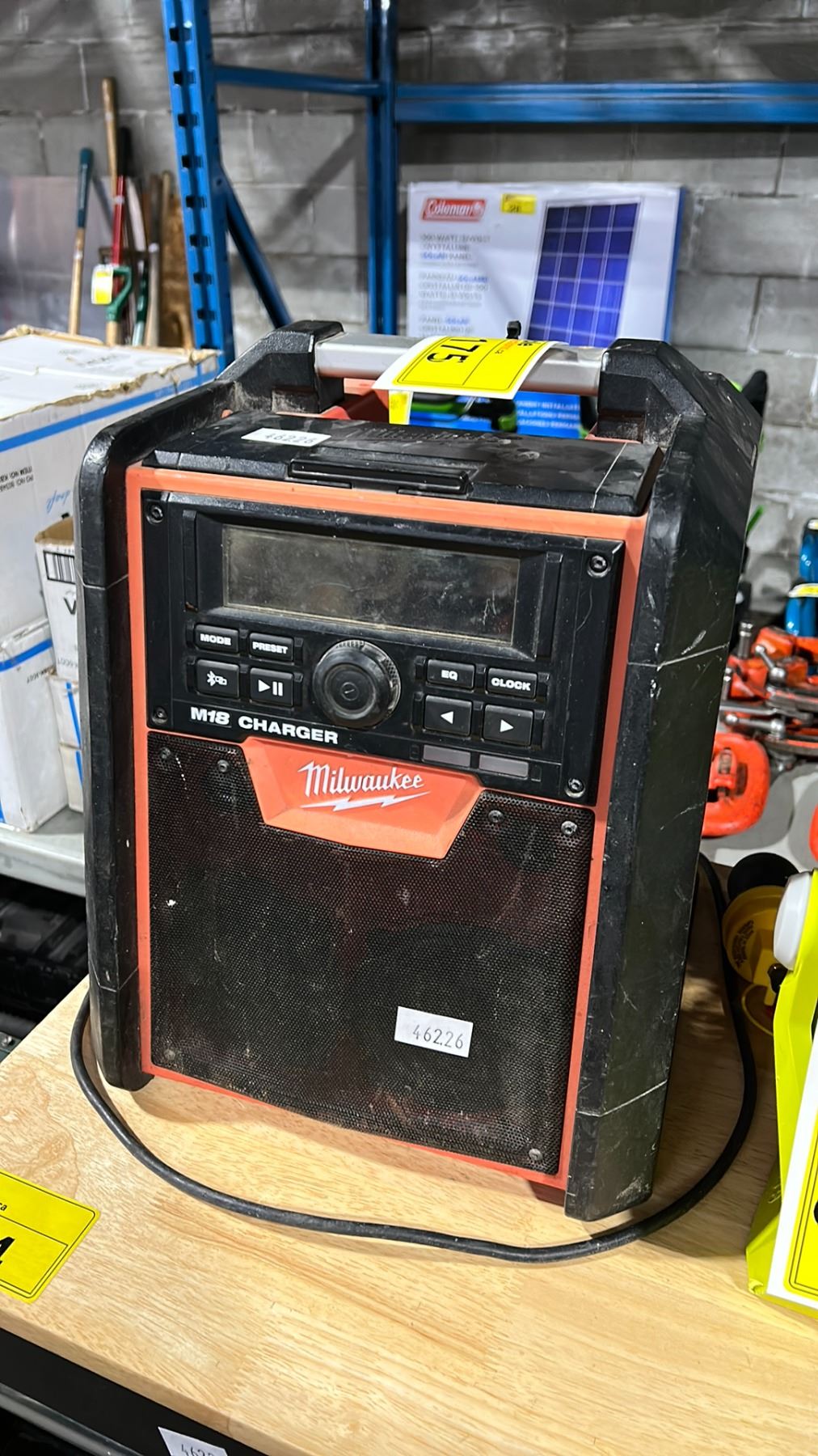 MILWAUKEE M18 CORDLESS JOB SITE RADIO *NO BATTERY* - Able Auctions
