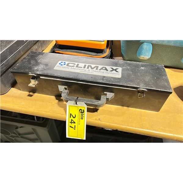 CLIMAX 10" DIGITAL BORE MEASURING CALIPER WITH METAL TRANSPORT CASE