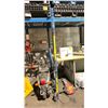 Image 1 : YELLOW INDUSTRIAL TELESCOPING PRESSURE WASHER HIGH REACH WAND WITH HOSE