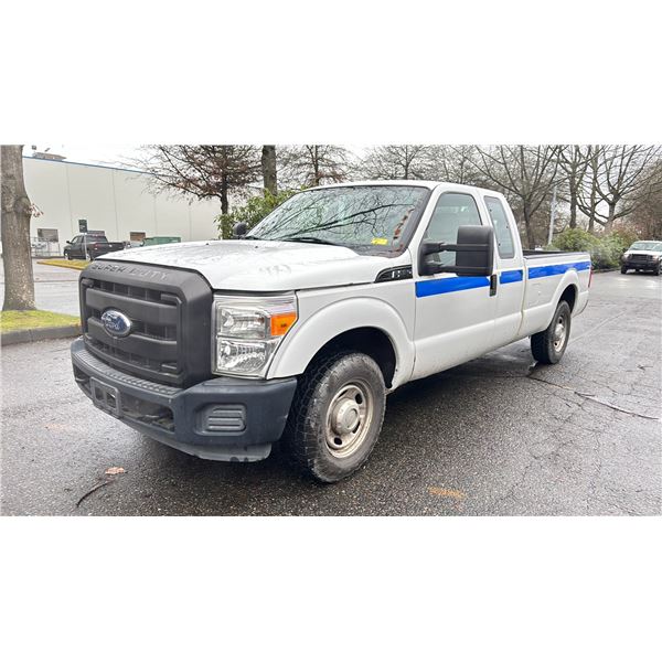 2011 FORD F250, 2DR CREW CAB PICKUP, WHITE VIN 1FT7X2A67BED00455