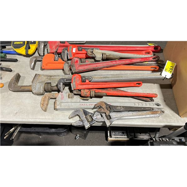ASSORTED LARGE HAND TOOLS, & 5 HEAVY DUTY PIPE WRENCHES