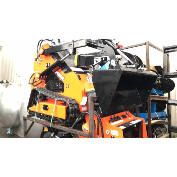 EGN EG36C ORANGE 420CC GAS POWERED RUBBER TRACK RIDE ON HYDRAULIC MINI SKID STEER/LOADER WITH