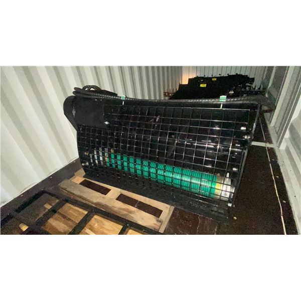 GIYI GY-M43 BLACK HYDRAULIC SKID STEER MIXING BUCKET ATTACHMENT