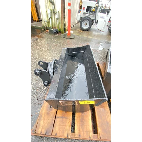 GIYI BLACK 32" MINI EXCAVATOR 3 TON HYDRAULIC TILTING BUCKET
