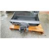 Image 2 : GIYI BLACK 32" MINI EXCAVATOR 3 TON HYDRAULIC TILTING BUCKET