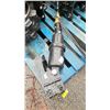 Image 1 : GIYI BLACK HYDRAULIC MINI EXCAVATOR POST DRILL ATTACHMENT