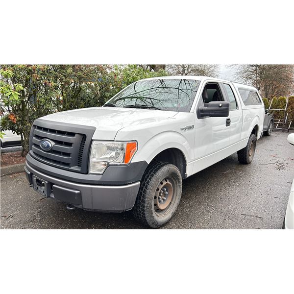 2012 FORD F-150 XL FLEX FUEL, 4DR PU, WHITE VIN 1FTEX1EM1CFC25712