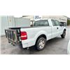 Image 3 : 2008 FORD F-150 XL TRITON, 4DR PU, WHITE VIN 1FTRX12W88FC27102