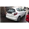 Image 3 : 2010 HONDA FIT 4DR SEDAN, WHITE VIN JHMGE8H52AC800568