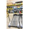 Image 2 : TRUE 650 COMMERCIAL ELECTRIC TREADMILL WITH DIGITAL DISPLAY, USB INPUT & EXTENSION ARM RAILS
