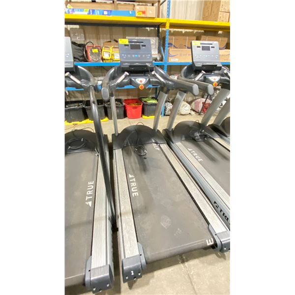 TRUE 650 COMMERCIAL ELECTRIC TREADMILL WITH DIGITAL DISPLAY & USB INPUT
