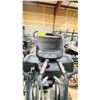 Image 3 : TRUE XS 1000-19 COMMERCIAL ELECTRIC ELLIPTICAL CROSSTRAINER WITH TOUCH SCREEN DISPLAY, USB INPUT,