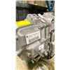 Image 2 : BMW 28.00-7853538-01 PERFORMANCE VEHICLE TRANSMISSION WITH HOUSING & SHAFT