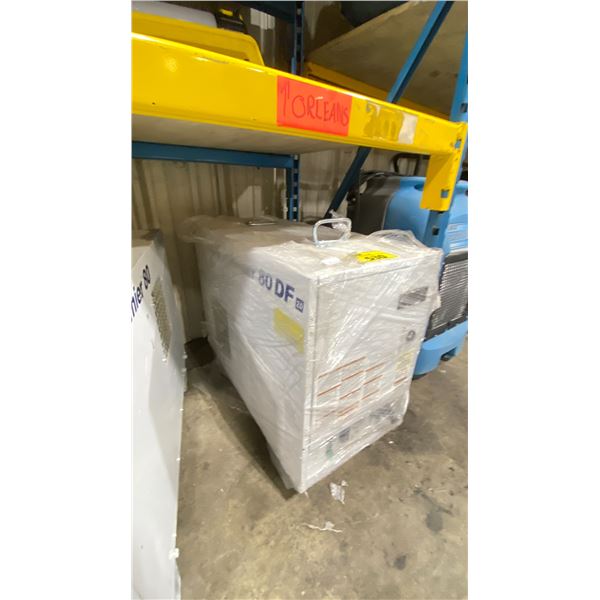 L.B. WHITE PREMIER 80 DF INDUSTRIAL ELECTRIC PORTABLE JOB SITE HEATER WITH L.B. WHITE THS-20