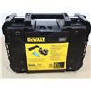Image 2 : CROSS LINE LASER 5 SPOT COMBO BAR 20V DEWALT DCLE34520GB