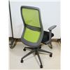 Image 2 : CHAISE DE BUREAU ACTIV SEATING #A-57-GREEN