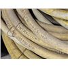 Image 2 : LOT DE 4 HOSES AVEC CONNECTEURS