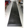 Image 2 : LOT DE 2 TAPIS POUR CONVOYEUR 3' DE LARGE