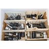 Image 1 : LOT DE 6 BTES DE DOUILLES ET ACCESSOIRES ASST