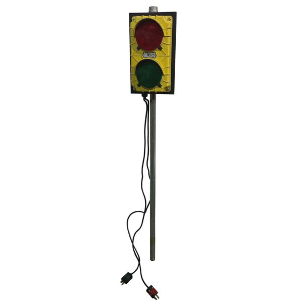 Traffic Light Prop - 7.5 x 48.5 x 6.25"