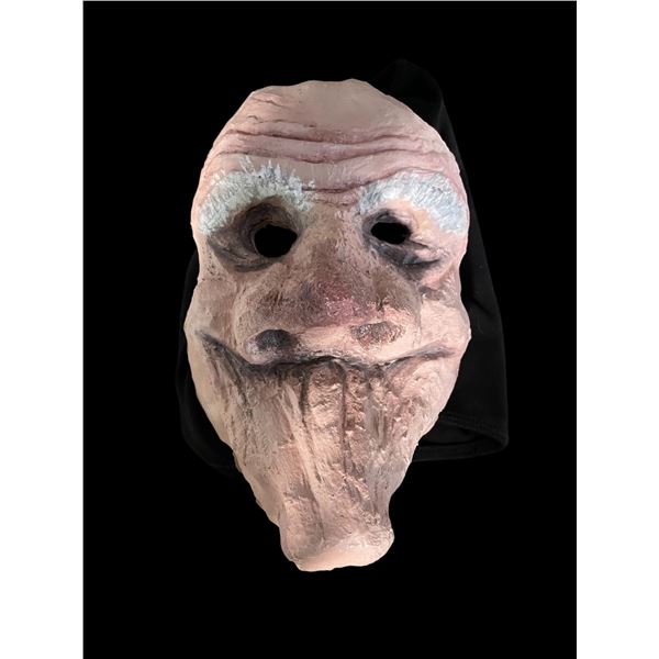 "Upload", S01, Ep. 05 - "The Grey Market" Accessory Mask